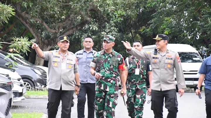 Danrem 033-WP Apresiasi Pengamanan Kunjungan Wapres RI di Batam.Batam - Komandan Korem 033-WP Br (11)